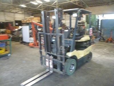 Forklift 1 ตันรถฟอร์คลิฟท์ไฟฟ้านั่งขับ ราคาถูก TOYOTA 7FB10 ขนาด ยกสูง 3.0 เมตร