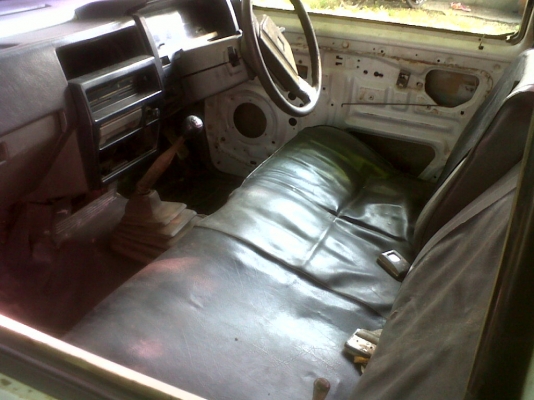 กระบะหัวเดียว นิสสัน บิ๊กเอ็ม ปี 88 เครื่องดีเซล sd 2500 ตามสภาพ ราคาถูกค่ะ