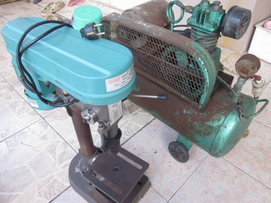 ขายปั้มลมฟูเซ็ง+แท่นสว่าน13mm 2 อย่าง 3800 บาท