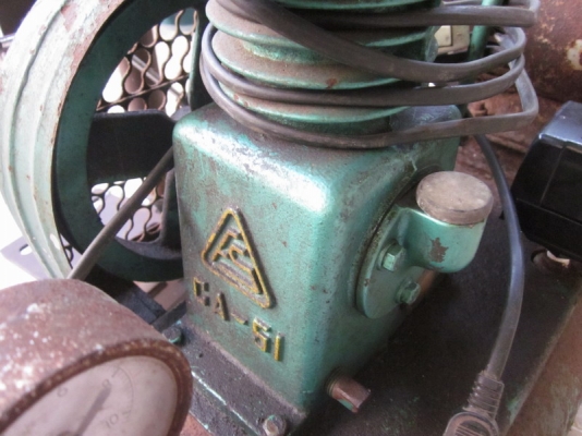 ขายปั้มลมฟูเซ็ง+แท่นสว่าน13mm 2 อย่าง 3800 บาท