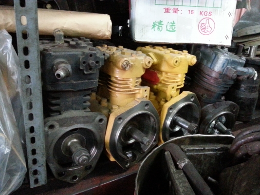 ปั๊มลมรถตักล้อยาง