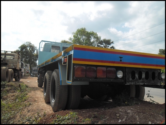 สิบล้อร๊อค 210 พื้นเรียบเพลาเดียว ราคาจิ๊บๆ