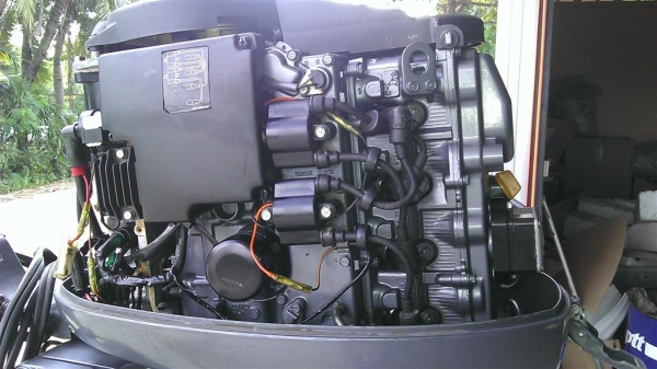 เครื่อง Yamaha 50 แรง สี่จังหวะ