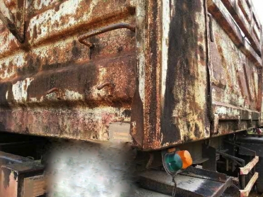 ขายห่างพ่วงดั๊ม สามมิต  2  เพลา  ปี 46   สนใจติดต่อ 081 - 6079515