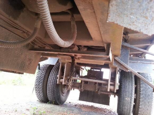 ขายห่างพ่วงดั๊ม สามมิต  2  เพลา  ปี 46   สนใจติดต่อ 081 - 6079515