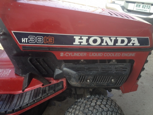 ขาย รถตัดหญ้า นั่งขับ มือสอง honda 3813 2สูบหม้อน้ำ สภาพสวยมาก ใช้ดี เจ้าของขายเอง หาใหม่แบบนี้ไม่มีอีกแล้ว