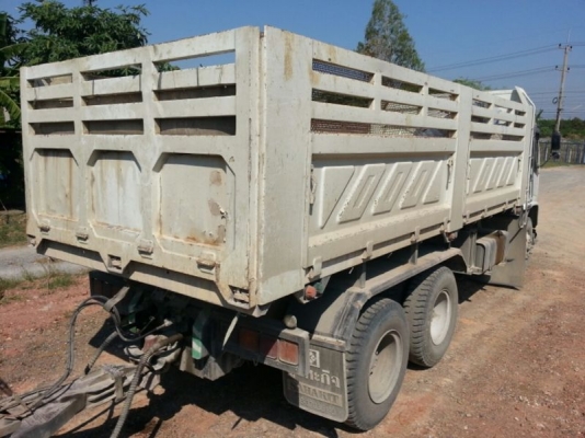 รถอิซูซุ 10 ล้อดั๊ม  320 แรงม้า ปี 50 ( ขายแม่ลูก )   สนใจติดต่อ 081 - 6079515