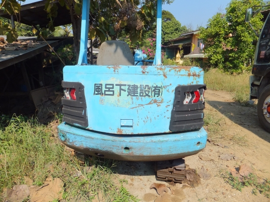 KOBELCO H35 เก่านอกซื้อมาใช้งานก่อสร้างงานเดียวขุดหลุมวางท่อ KOBELCO H35 เก่านอกซื้อมาใช้งานก่อสร้างงานเดียวขุดหลุมวางท่อ