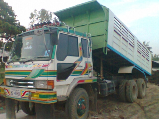 ขายมิสซู 10 ล้อ 2เพลาดั๊ม เครื่อง195 แรง ราคา880,000บาท เจ้าของขายเองราคาต่อรองได้