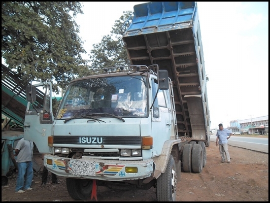 อีซูซุร๊อคกี้ 210 วางเครื่อง 195 แรง ราคาเบาๆ