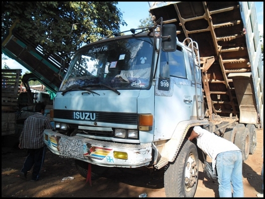 อีซูซุร๊อคกี้ 210 วางเครื่อง 195 แรง ราคาเบาๆ