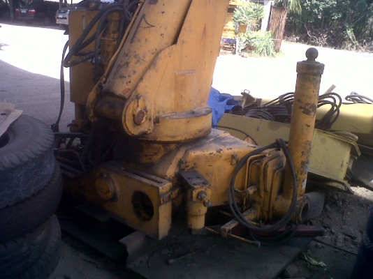 ขายเครนพับติดรถขนาด14ตันถูกๆ