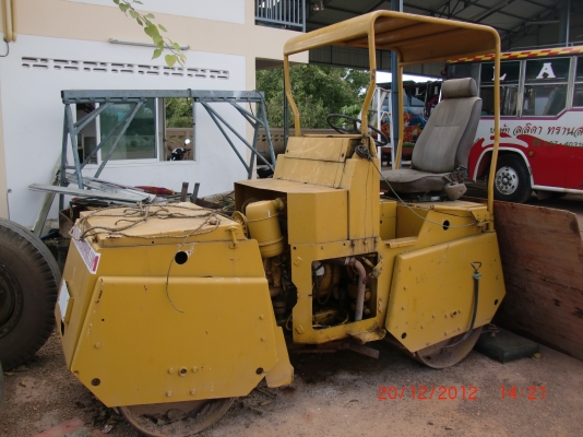ขายรถบดล้อเหล็ก 2 ตัน สภาพใหม่
