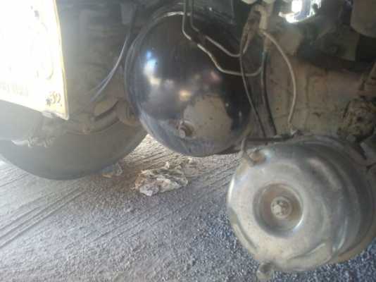 รถอิซูซุ 10 ล้อ หัวลาก จีก้า/นำเข้า  360 แรงม้า   สนใจติดต่อ 081 - 6079515