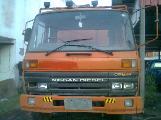 ขายหกล้อดั้มNISSAN- CP-160 สวยเดิมๆ