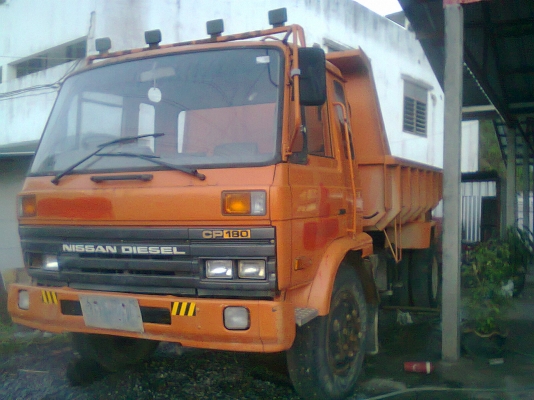 ขายหกล้อดั้มNISSAN- CP-160 สวยเดิมๆ