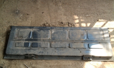 ขาย ฝาท้ายกระบะฟร์อดเรนเจอร์ สภาพดีครับถอดจากป้ายแดง ของแท้ครับ