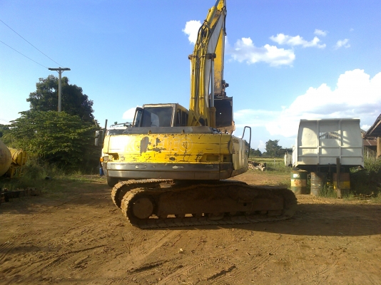 ขายรถแบคโฮ KOBELCO SK200-T เก๋งเทา ซี้เรี้ยล.17000 เอกสารอิมวอย เครื่องแน้น ปั้มแรง ไฟฟ้าครบ พร้อมลุย