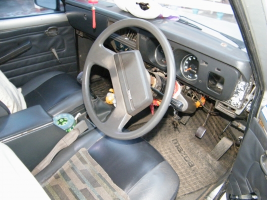 ขายมาสด้าแฟมิลี่แวน 1400 ขายมาสด้าแฟมิลี่แวน 1400