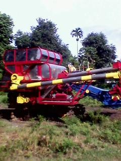 ขายรถเกี่ยวข้าว Sakpattana ราคาย่อมๆๆๆๆ ขายรถเกี่ยวข้าว Sakpattana ราคาย่อมๆๆๆๆ