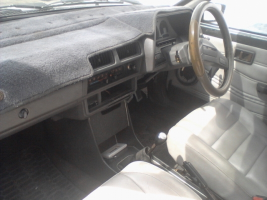 ขายNISSAN SUNNY FF ทะเบียนเต็ม+โอนราคา55,000บาท