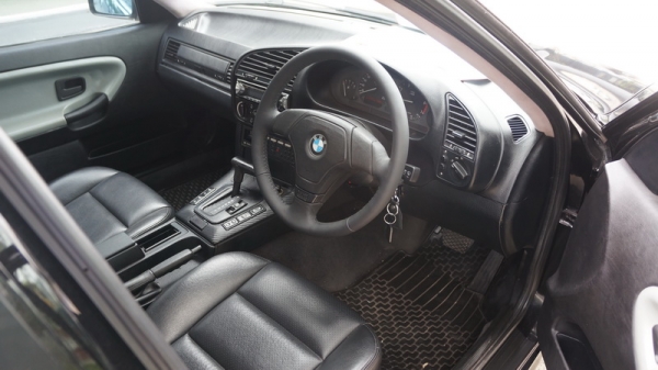 BMW E36 นกแก้ว ปี96 ล้อ MAX กระจกไฟฟ้า ฟรีดาวน์ BMW E36 นกแก้ว ปี96 ล้อ MAX กระจกไฟฟ้า ฟรีดาวน์