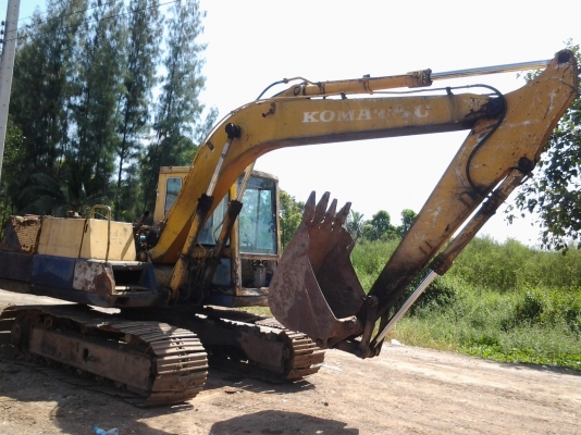 ขายแม็กโครKoMATSU PC 100-3ราคาถูกขายแค่260000บาทเองคับ