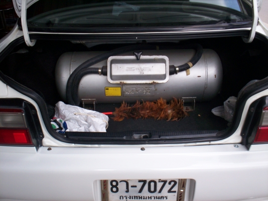 รถโตโยต้า3ห่วง AE101 ปี92 สีขาว 1.6GLi เกียร์AUTOกระจกไฟฟ้าเซนทรัลล็อก CD DVD แม็ก15 แก๊สLPG