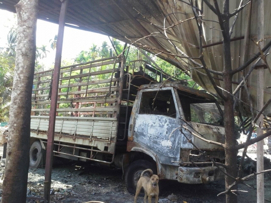 ขายด่วน!!!ซากรถ 6 ล้อ Hino ซุปเปอร์เสี่ย 4 สูบ 120 แรงม้า