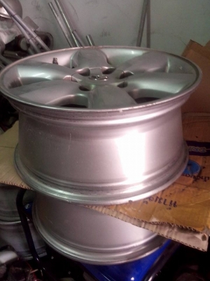 ขายเเม๊กวีโก้ ขอบ 17 นิ้ว 4 วง ครับ สภาพเดิมๆ