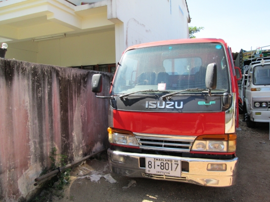 ขายหกล้อ NKR สภาพสวย