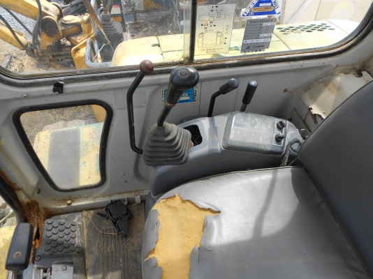 ขายรถแบคโฮ KOMATSU PC25-1