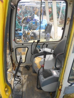 ขายรถแบคโฮ KOMATSU PC25-1