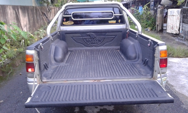 ขายเรือนใมร์ อีซูซุ `TFR` มังกรทองสภาพสวยๆ ราคา 950บ. ขายเรือนใมร์ อีซูซุ `TFR` มังกรทองสภาพสวยๆ ราคา 950บ.