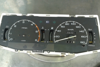 ขายเรือนใมร์ อีซูซุ `TFR` มังกรทองสภาพสวยๆ ราคา 950บ.