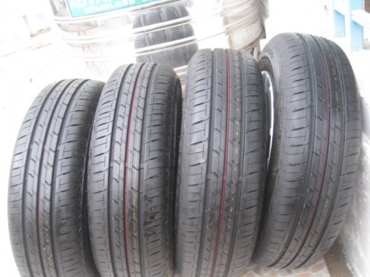 ขายกะทะล้อป้ายแดง Mitsu attrage ขอบ14 4รู100 +ยางยางผลิตสัปดาห์ที่ 27ปี13 สนใจติดต่อเล็กคลองสามครับ (081-3747940)