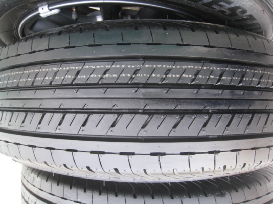 ขายล้อแม็ก All new Isuzu d-max สีรมดำ ป้ายแดงถอดจากศูนย์ 16"x6.5" et41 6รู139.7 +ยางผลิตสัปดาห์ที่34 ปี13 สีและตุ่มที่หน้ายางมีอยู่ทุกเส้นครับ  สนใจติดต่อเล็กคลองสาม (081-3747940)