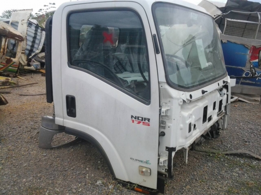 หัวเก๋ง ISUZU NQR สภาพใหม่