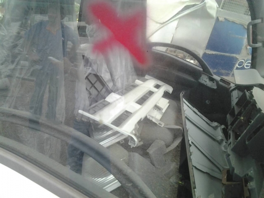 หัวเก๋ง ISUZU NQR สภาพใหม่ หัวเก๋ง ISUZU NQR สภาพใหม่