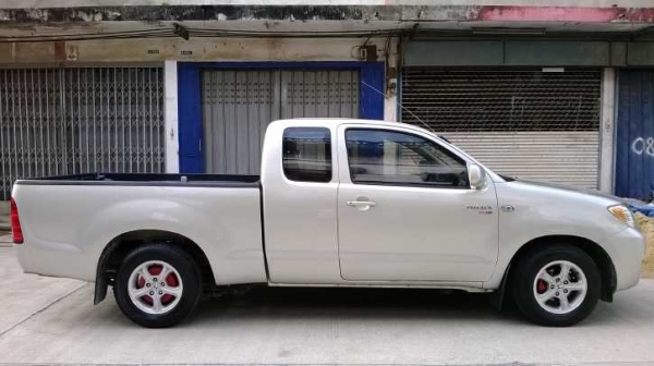 ขายถูก VIGO2.5J แคป จดทะเบียน พย.08 ขายถูก VIGO2.5J แคป จดทะเบียน พย.08