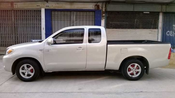 ขายถูก VIGO2.5J แคป จดทะเบียน พย.08