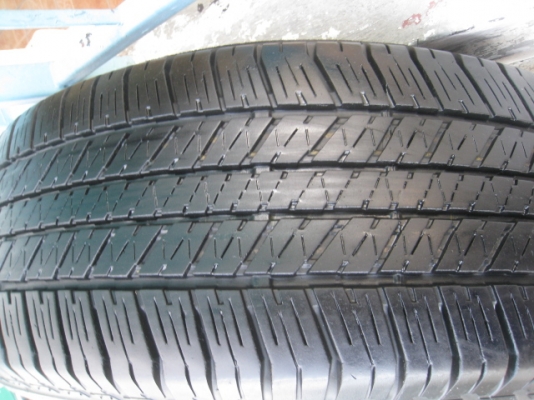 ขายล้อแม็กมือสอง Toyota vigo 17"x7.5" et30 6รู139.7 + ยางปี3810 สนใจติดต่อเล็กคลองสามครับ (081-3747940)