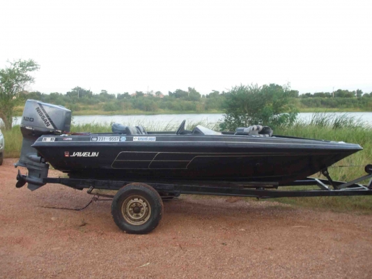 ขายเรือแบส ยาว17ฟุต ราคา พร้อม เทลเลอร์ ราคา 159,000