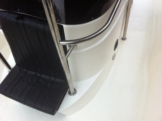 ต้องการขายเรือไฟเบอร์หล่อใหม่ขนาด24ฟุต