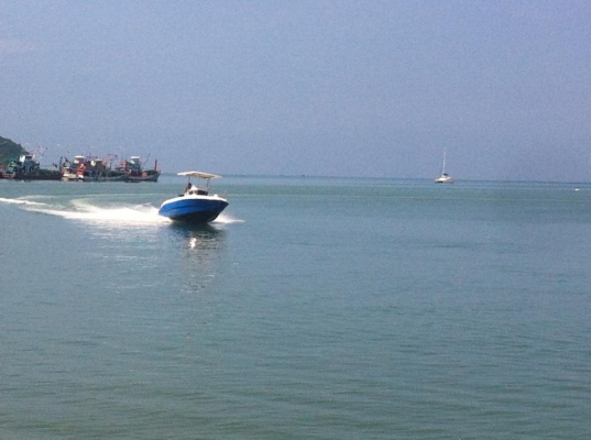 ต้องการขายเรือไฟเบอร์หล่อใหม่ขนาด24ฟุต