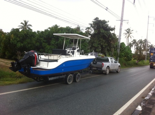 ต้องการขายเรือไฟเบอร์หล่อใหม่ขนาด24ฟุต
