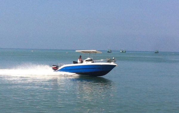 ต้องการขายเรือไฟเบอร์หล่อใหม่ขนาด24ฟุต