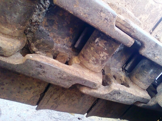 รถแทรคเตอร์ CAT D5 H แบบเกียร์ทอร์ครุ่นใหม่ ช่วงล่างสวยเต็ม  สภาพ 90\% รถทำงานไว ประหยัดน้ำมัน มีทะเบียนครบ.