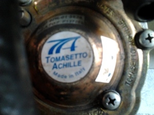 ขายชุดถังแก๊ส มีถังพร้อมสายท่อเติมแก๊ส หม้อต้มตามภาพ สวิทย์ปรับเป็นแก๊สและน้ำมัน ท่อทองแดงทางเดินแก๊ส ตามภาพ 5,500.-บาท ติดต่อ คุณประยูร ม. โทร 0800888764