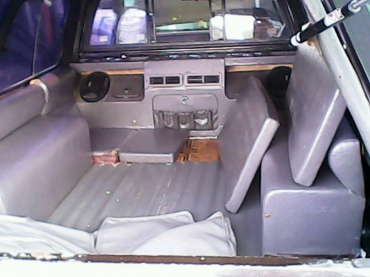 ISUZU TFR หัวเดียว เครื่องดีเกียร์ดีแอร์เย็นเครื่องสียง เลี่ยมๆพร้อมใช้เดิมๆหายาก ISUZU TFR หัวเดียว เครื่องดีเกียร์ดีแอร์เย็นเครื่องสียง เลี่ยมๆพร้อมใช้เดิมๆหายาก